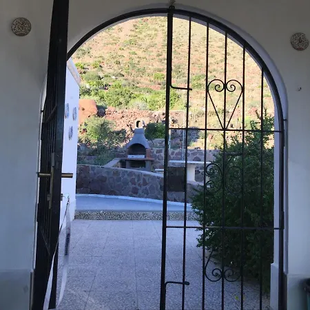 Casa En El Valle De Escullos *